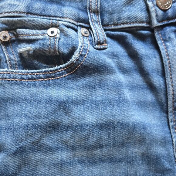 NWT, American Eagle Dreamy Drape Super High Rise Baggy Wide Leg, Size 23 Waist. - Picture 3 of 8